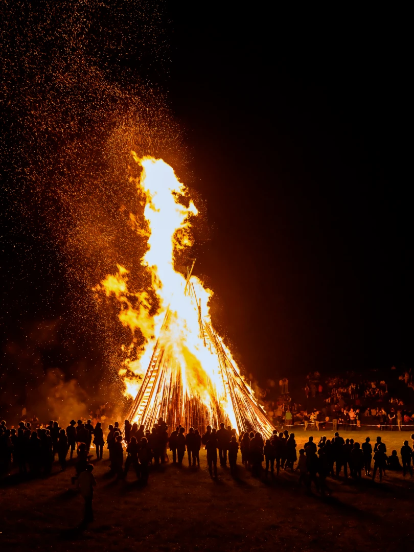 Energie und Bewegung in beeindruckenden Bildern Lebendige Fotos für deine Marke